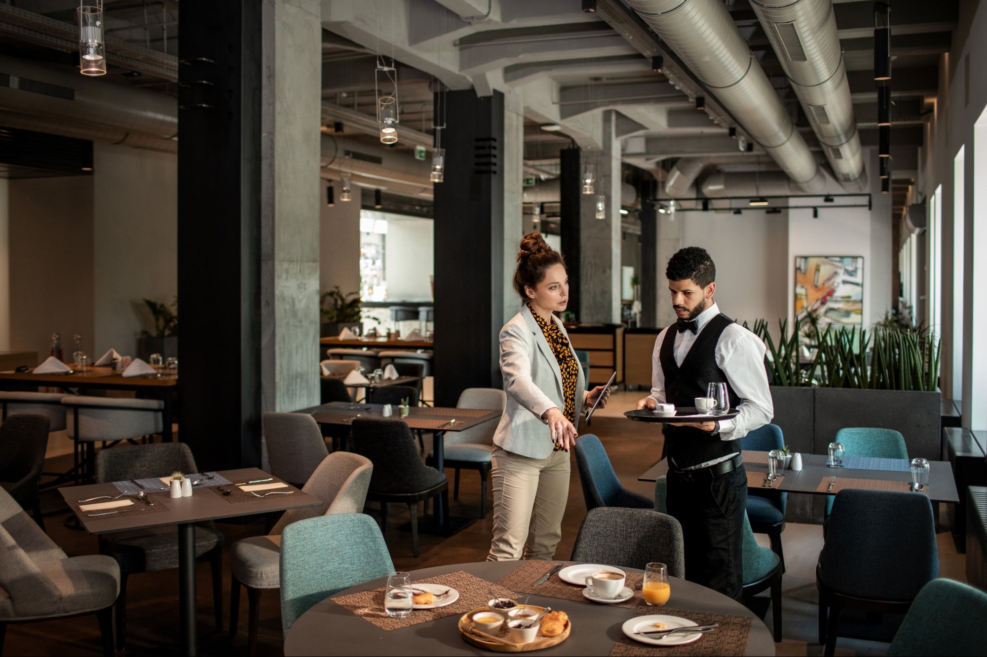 Hotels & Restaurants